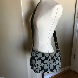 Coach signature 👜 handbag